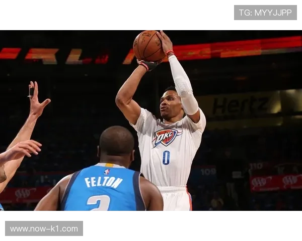 威斯布鲁克改变打法：减少强突转为组织主导提升进攻效率