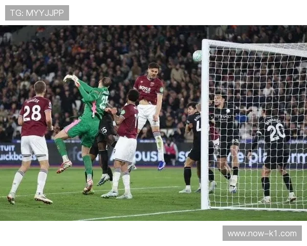 曼城控球优势难掩进攻困局，空间受限致节奏紊乱