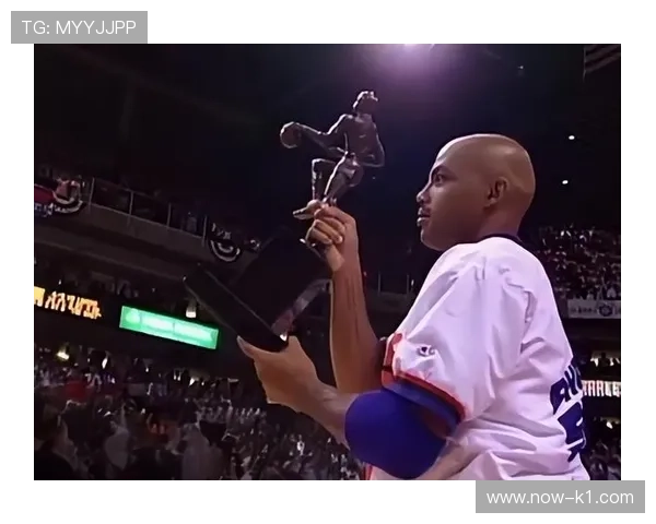 查尔斯·巴克利篮下强攻效率远超同期内线对手提升球队终结力